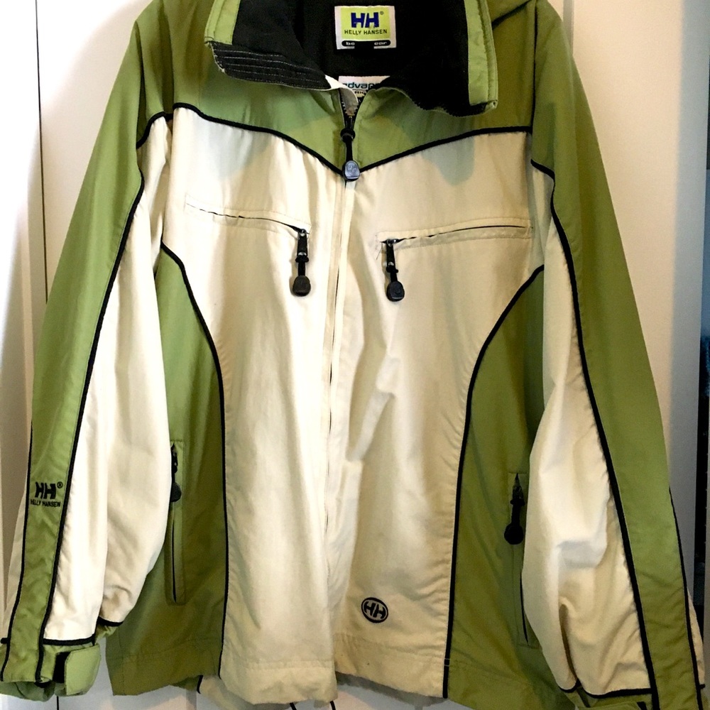 Helly Hansen Green and Cream Snowboarding Jacket
